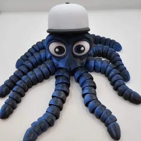 Fleksibel Blæksprutte med Kasket – 3D-printet figur med bevægelige arme | TM3DPRINT I/S