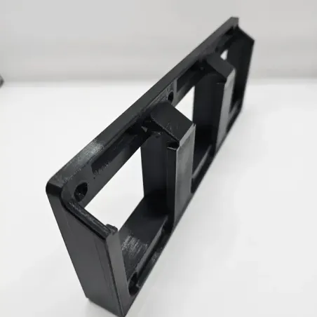 Makita Batteriholder 18V – 3 slots | TM3DPRINT I/S
